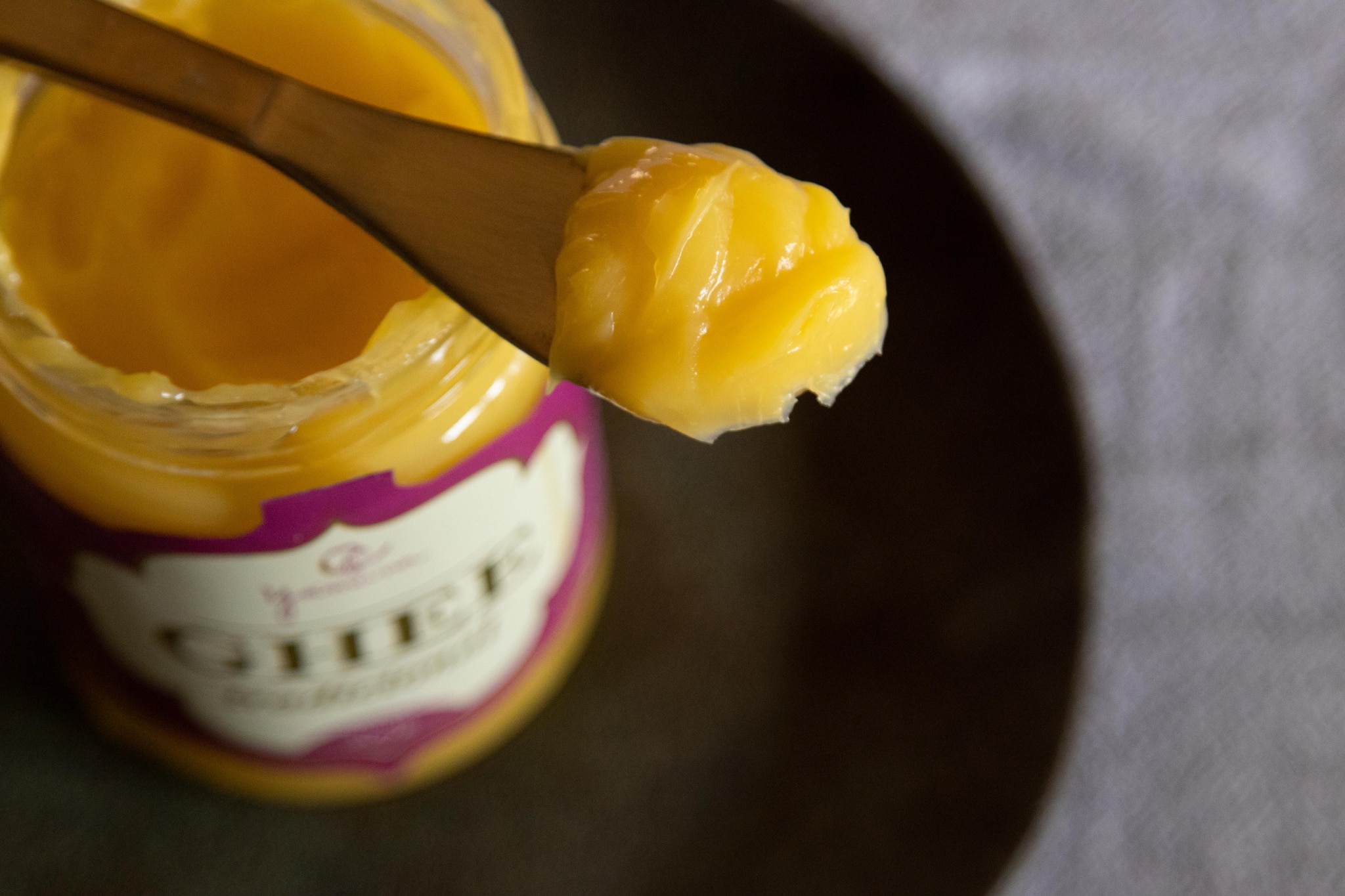 10 benefícios da manteiga ghee: nutrição do corpo, pele e cabelos